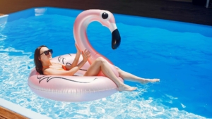 Swimming Pool Shop Checkout